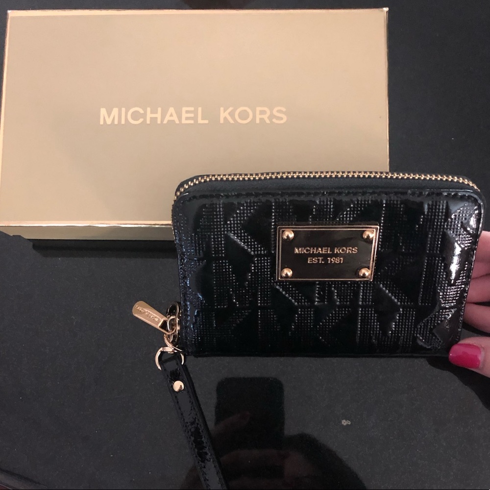 Michael Kors Wristlet